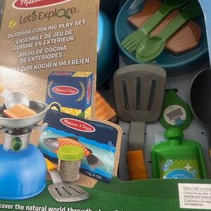 Melissa and Doug camping set